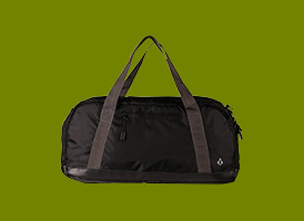 アサシン クリードキネティックジムバッグ アサシン クリード キネティックシリーズのジムバッグです。ジムシューズもすっぽり収納できるサイズで機能的なデザインです。ワークショップ製。